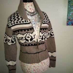 Women's wool sweater